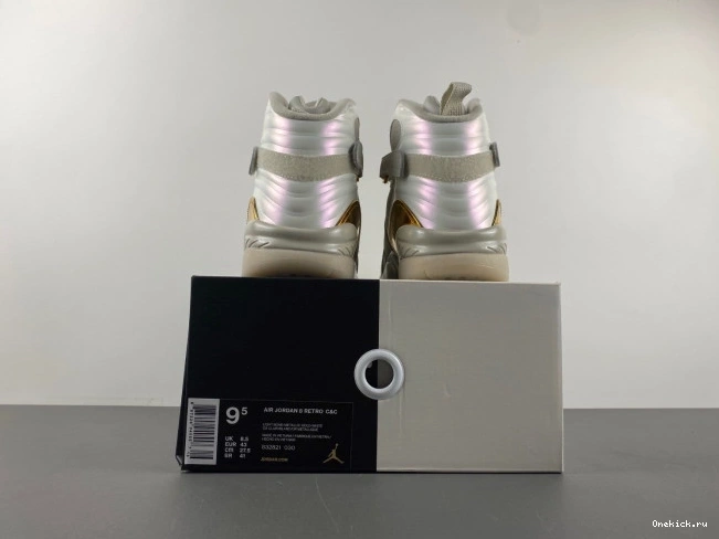 One Kick Jordan Retro Champagne 8 832821-030 0807